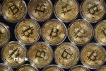Đồng tiền kỹ thuật số bitcoin. (Ảnh minh họa: AFP/ TTXVN)
