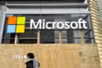 Biểu tượng Microsoft tại New York, Mỹ. (Ảnh: Kyodo/TTXVN)