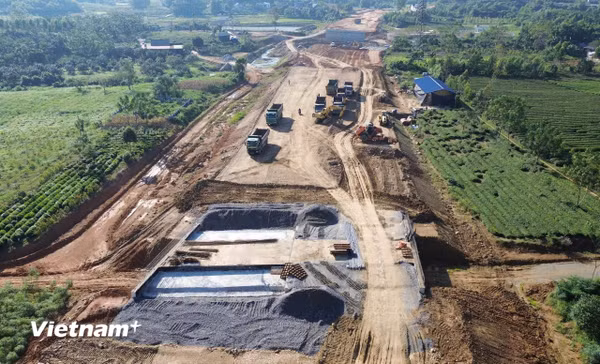 Đề xuất gần 51.000 tỷ đồng đầu tư Dự án đường cao tốc Bảo Hà-Lai Châu 
