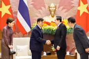 Chủ tịch Quốc hội Trần Thanh Mẫn hội kiến Nhà vua Thái Lan Maha Vajiralongkorn Phra Vajiraklaochaoyuhua và Hoàng hậu. (Ảnh: Doãn Tấn/TTXVN)