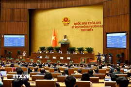 Chủ tịch Quốc hội Trần Thanh Mẫn ký chứng thực 9 nghị quyết Quốc hội khóa XVI