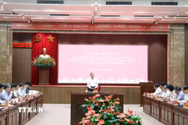 Tổng Bí thư, Chủ tịch nước Tô Lâm chủ trì cuộc làm việc với Thành uỷ Hà Nội.(Ảnh: Thống Nhất/TTXVN)