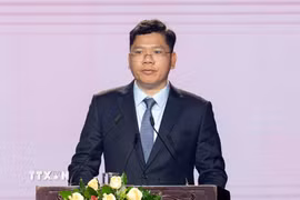 Ông Hoàng Nguyên Dinh, Phó Chủ tịch UBND Thành phố Hồ Chí Minh, phát biểu tại Lễ kỷ niệm. (Ảnh: Xuân Khu/TTXVN)