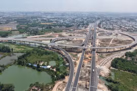 Nút giao giữa cao tốc Biên Hòa - Vũng Tàu và cao tốc Thành phố Hồ Chí Minh - Long Thành - Dầu Giây. (Ảnh: Công Phong/TTXVN)