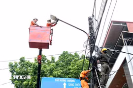 Hệ thống điện trên địa bàn tỉnh Thái Nguyên luôn được vận hành an toàn, ổn định trong thời gian nắng nóng cao điểm. (Ảnh: Trần Trang/TTXVN)