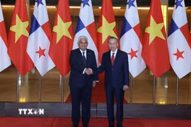 Tổng Bí thư, Chủ tịch nước Tô Lâm và Tổng thống Panama José Raúl Mulino. (Ảnh: Thống Nhất/TTXVN)