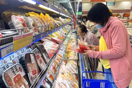 Sản phẩm thịt được bày bán trong siêu thị tại Thành phố Hồ Chí Minh. (Ảnh: Hương Giang/TTXVN)
