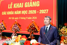 Thủ tướng Lê Minh Hưng phát biểu tại Lễ Khai giảng các khóa năm học 2026-2027 của Học viện Quốc phòng. (Ảnh: Dương Giang/TTXVN)