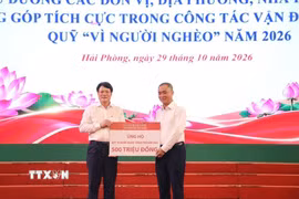 Doanh nghiệp ủng hộ Quỹ "Vì người nghèo" thành phố Hải Phòng năm 2026. Ảnh: Mạnh Minh - TTXVN