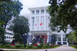 Thủ tướng Lê Minh Hưng chủ trì lễ đón chính thức Thủ tướng Ba Lan
