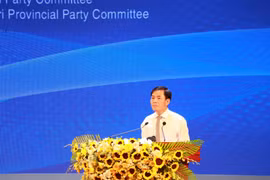 Bí thư Tỉnh ủy Quảng Trị Nguyễn Văn Phương phát biểu tại hội nghị. (Ảnh: Tường Vi/TTXVN)