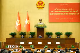Tổng Bí thư, Chủ tịch nước Tô Lâm cùng các đồng chí Lãnh đạo chủ chốt và Trưởng Ban Tổ chức Trung ương chủ trì Hội nghị. (Ảnh: Thống Nhất/TTXVN)