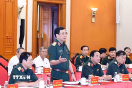 Đại tướng Phan Văn Giang, Uỷ viên Bộ chính trị, Phó Bí thư Quân uỷ Trung ương, Bộ trưởng Bộ Quốc phòng phát biểu. (Ảnh: Thống Nhất/TTXVN)