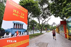 Hà Nội rực rỡ cờ hoa chào mừng ngày Quốc khánh 2/9