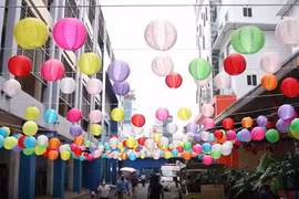 Thành phố Hồ Chí Minh: Mang Tết Trung thu đến với bệnh nhi