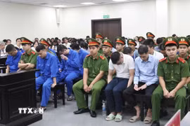 Các bị cáo tại phiên tòa. (Ảnh: Kim Anh/TTXVN)