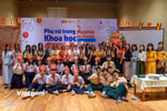 Triển lãm "Phụ nữa trong khoa học" thu hút đông đảo học sinh, sinh viên Đà Nẵng tham gia. (Ảnh: Thanh Phong/Vietnam+)