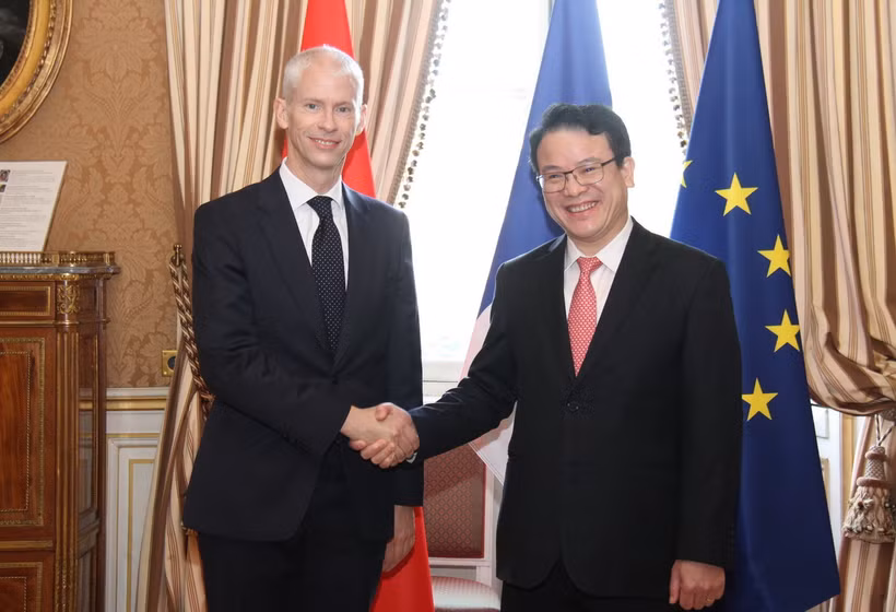 Bộ trưởng Ngoại thương, Thu hút nước ngoài, Pháp ngữ và người Pháp ở nước ngoài, Franck Riester và Thứ trưởng Bộ Kế hoạch và Đầu tư Trần Quốc Phương đồng chủ trì kỳ họp lần thứ 8 Đối thoại cấp cao thường niên về kinh tế Việt-Pháp. (Ảnh: TTXVN phát)