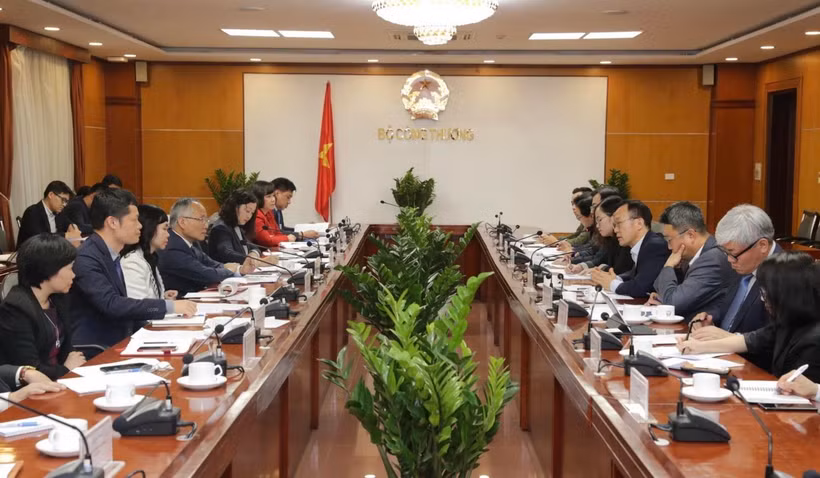 Một buổi tọa đàm thúc đẩy hợp tác thương mại Việt Nam-Hàn Quốc. (Ảnh: Trần Việt/TTXVN)