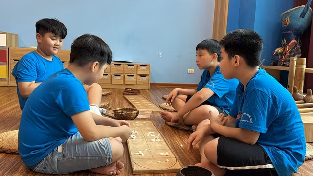 Nhiều trò chơi của Việt Nam và các nước cũng được tổ chức trong dịp này. (Nguồn: Cồng thông tin điện tử Bộ Văn hóa, Thể thao và Du lịch)