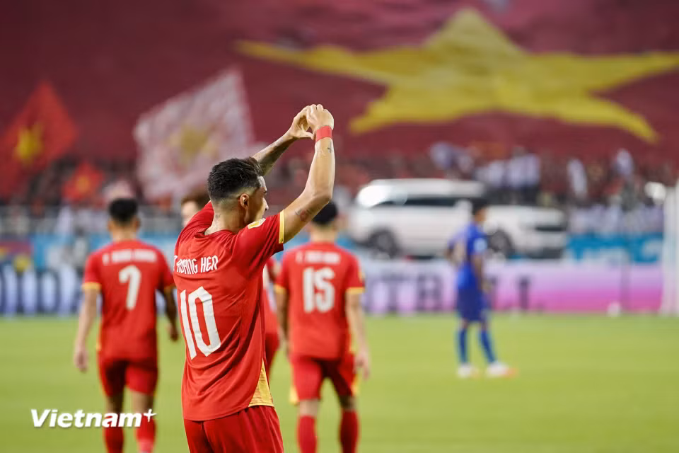 Pha lập công đầu tiên ở một trận chung kết ASEAN Cup của chân sút mang áo số 10. (Ảnh: Việt Anh/Vietnam+)