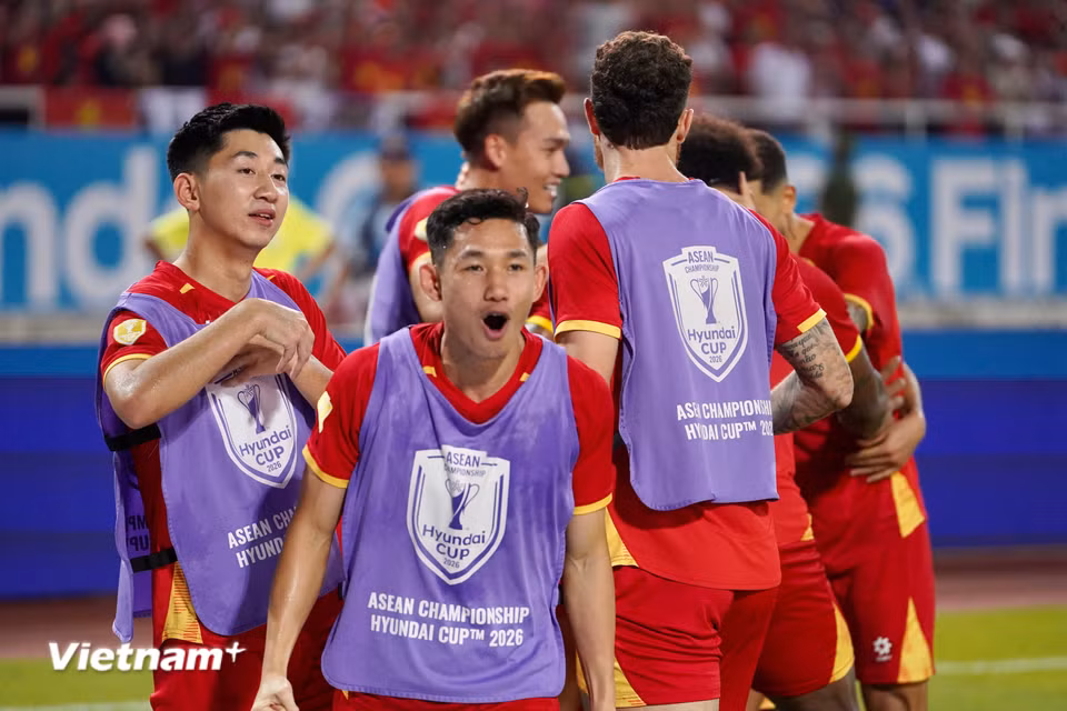 Ở đợt tấn công tiếp theo, tuyển Việt Nam có được bàn thắng gỡ hoà 1-1. (Ảnh: Việt Anh/Vietnam+)