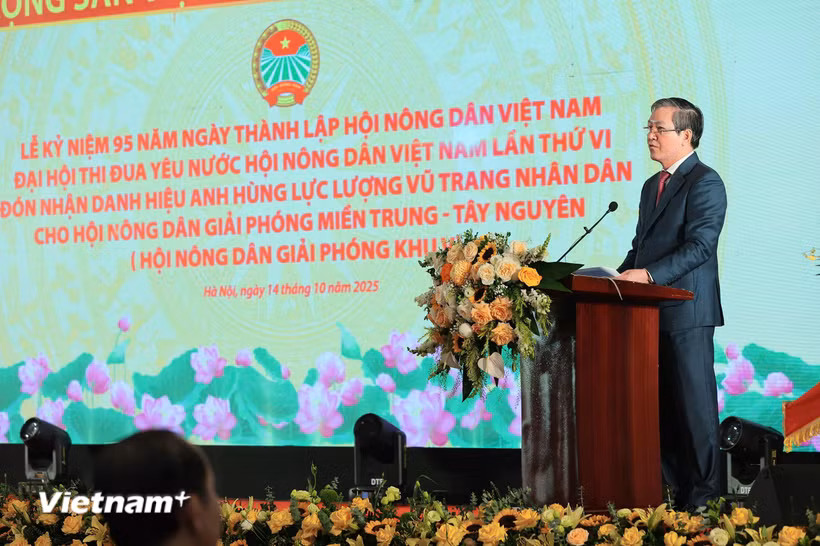 Ông Lương Quốc Đoàn, Ủy viên Trung ương Đảng, Chủ tịch Ban Chấp hành Trung ương Hội Nông dân Việt Nam phát biểu tại Lễ kỷ niệm. (Ảnh: Hoài Nam/Vietnam+)