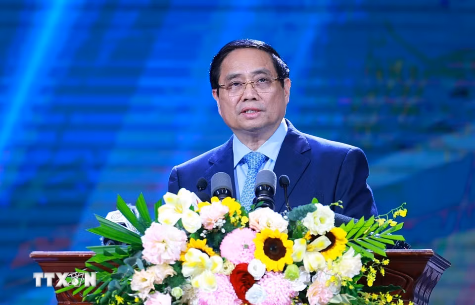 Thủ tướng Phạm Minh Chính phát biểu tại Lễ trao Giải Báo chí toàn quốc phòng, chống tham nhũng, lãng phí, tiêu cực lần thứ 5, năm 2024-2025. (Ảnh: Dương Giang/TTXVN)