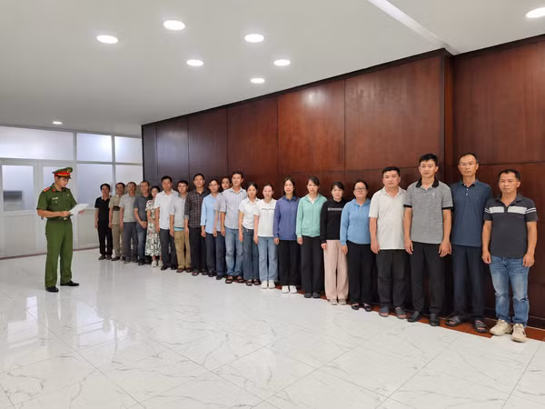 Khởi tố 37 bị can trong đường dây mua bán trái phép hóa đơn quy mô đặc biệt lớn