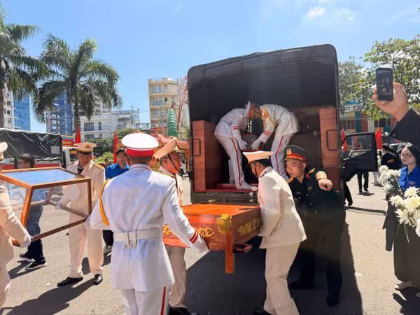 “Các anh đã về với đất mẹ”: Thành phố Hồ Chí Minh an táng 731 hài cốt liệt sĩ tại Nghĩa trang Thành phố