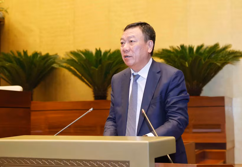 Tổng Thanh tra Chính phủ Đoàn Hồng Phong trình bày Báo cáo về công tác tiếp công dân, giải quyết khiếu nại, tố cáo. (Ảnh: Doãn Tấn/TTXVN)