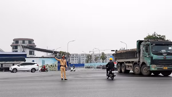 Hà Nội tổ chức giao thông tạm thời để thông xe kỹ thuật đường Vành đai 4 
