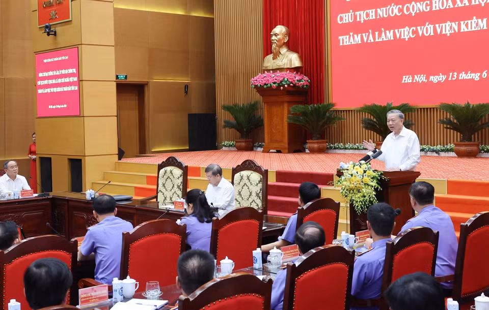 Chủ tịch nước Tô Lâm phát biểu kết luận tại buổi làm việc với Viện Kiểm sát Nhân dân Tối cao. (Ảnh: Nhan Sáng/TTXVN)