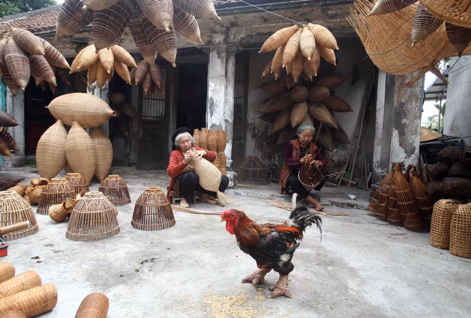 Đan đó thường được làm lúc nông nhàn tại Thủ Sỹ. (Ảnh: Phạm Kiên/TTXVN)