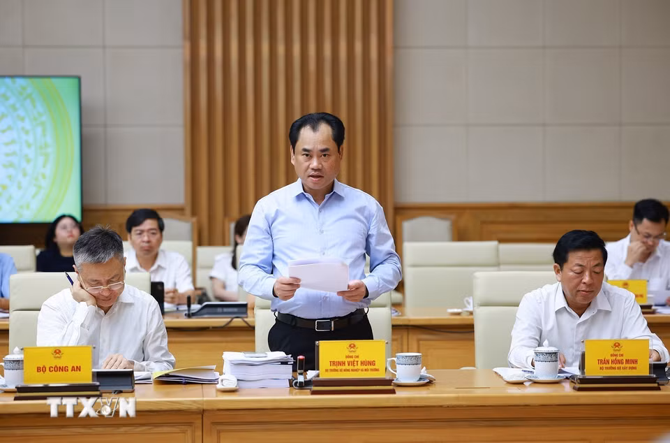 Bộ trưởng Bộ Nông nghiệp và Môi trường Trịnh Việt Hùng phát biểu. (Ảnh: Dương Giang/TTXVN)