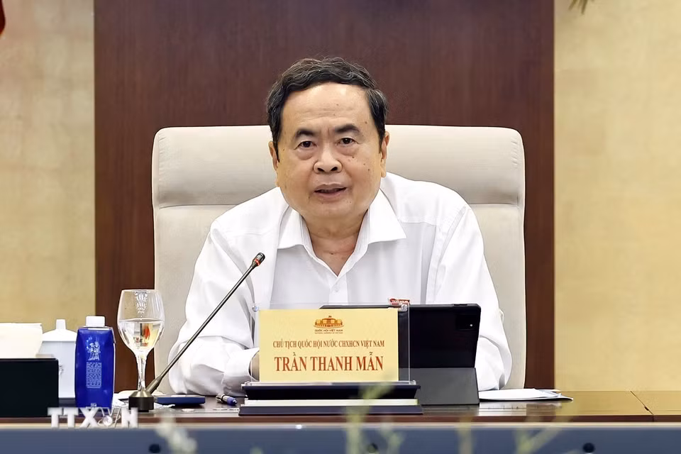 Ủy ban Thường vụ Quốc hội cũng cho ý kiến về việc giải trình, tiếp thu, chỉnh lý dự thảo Nghị quyết của Quốc hội về cơ chế, chính sách đặc thù để xử lý vi phạm pháp luật liên quan kinh tế nhà nước, kinh tế tư nhân và ứng dụng khoa học, công nghệ, đổi mới sáng tạo, chuyển đổi số; cho ý kiến về việc giải trình, tiếp thu, chỉnh lý dự thảo Nghị quyết của Quốc hội về cơ chế, chính sách đặc thù để xử lý vi phạm pháp luật liên quan kinh tế nhà nước, kinh tế tư nhân và ứng dụng khoa học, công nghệ, đổi mới sáng tạo, chuyển đổi số… (Ảnh: Doãn Tấn/TTXVN)