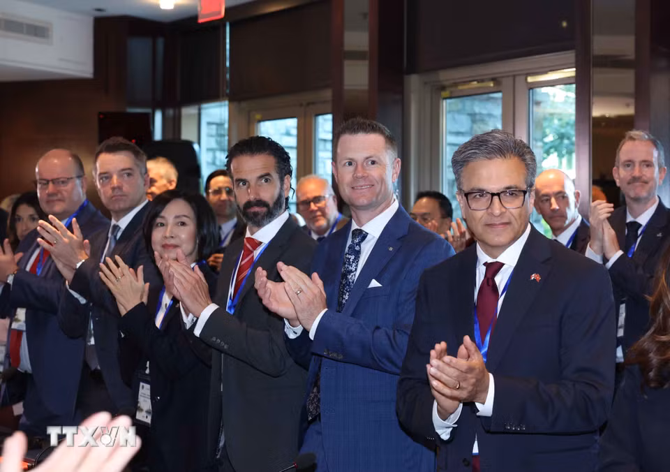 Các đại biểu tham dự Tọa đàm cấp cao doanh nghiệp Việt Nam-Canada. (Ảnh: Thống Nhất/TTXVN)