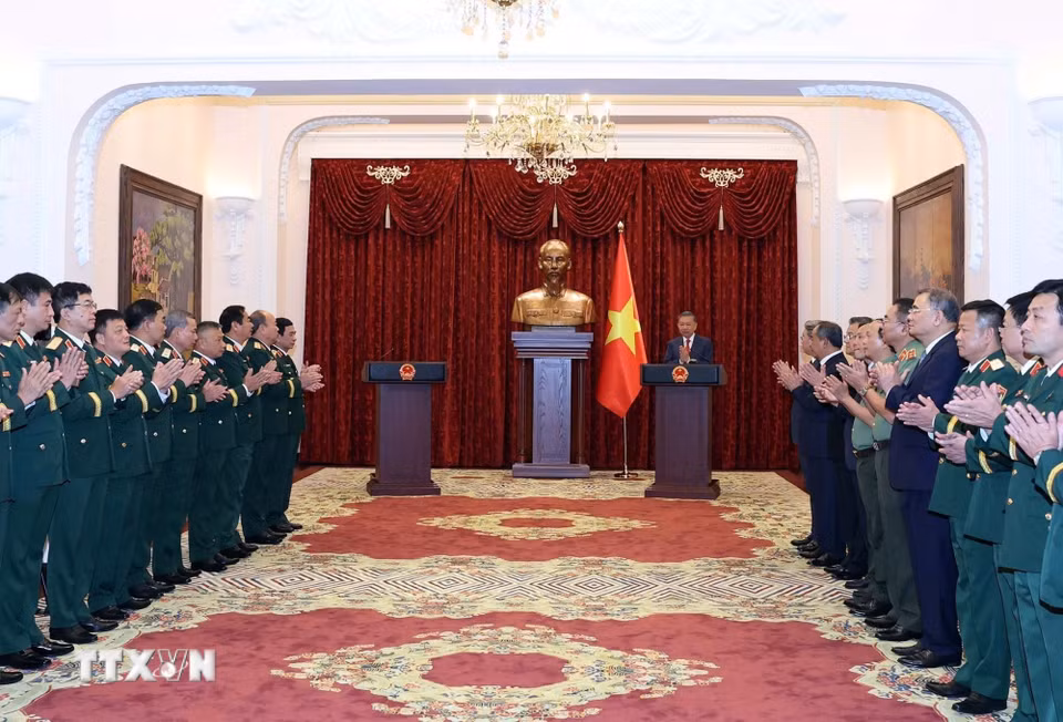 Tổng Bí thư, Chủ tịch nước Tô Lâm phát biểu giao nhiệm vụ cho đồng chí Lê Quang Đạo. (Ảnh: Thống Nhất/TTXVN)