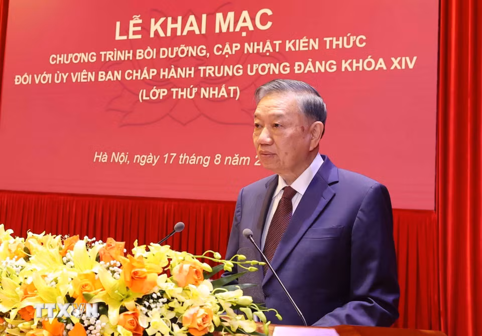 Giáo sư-Tiến sỹ Tô Lâm, Tổng Bí thư, Chủ tịch nước phát biểu chỉ đạo. (Ảnh: Văn Điệp/TTXVN)