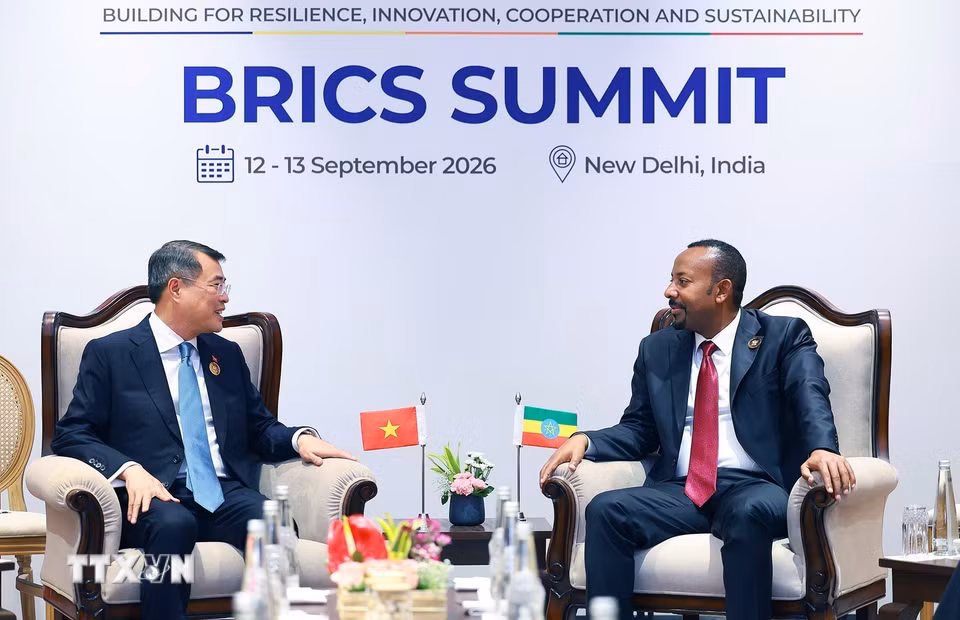 Thủ tướng Lê Minh Hưng gặp Thủ tướng Ethiopia Abiy Ahmed. (Ảnh: Dương Giang/TTXVN)