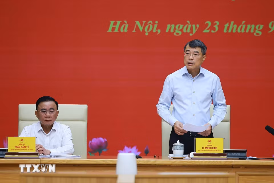 Đồng chí Lê Minh Hưng, Bí thư Đảng ủy Chính phủ, Thủ tướng Chính phủ phát biểu. (Ảnh: Dương Giang/TTXVN)