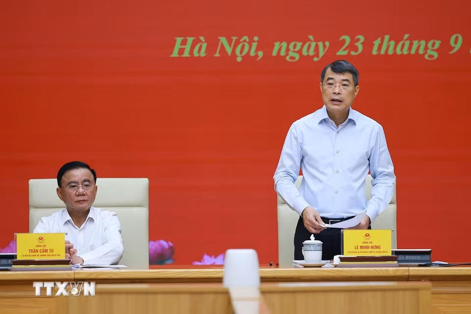 Đồng chí Lê Minh Hưng, Bí thư Đảng ủy Chính phủ, Thủ tướng Chính phủ phát biểu. (Ảnh: Dương Giang/TTXVN)