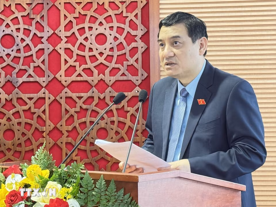 Chủ nhiệm Ủy ban Văn hóa và Xã hội Nguyễn Đắc Vinh phát động phong trào thi đua năm 2026. (Ảnh: Hải Ngọc/TTXVN)