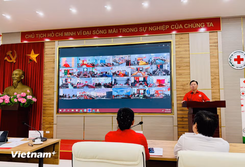 Hội nghị toàn quốc nghiên cứu, học tập, quán triệt Nghị quyết Đại hội XII và triển khai Chương trình hành động thực hiện Nghị quyết là bước triển khai quan trọng ngay sau Đại hội, góp phần tạo sự thống nhất trong toàn hệ thống Hội về nhận thức, ý chí và hành động trong nhiệm kỳ mới. (Ảnh: Hoài Nam/Vietnam+)