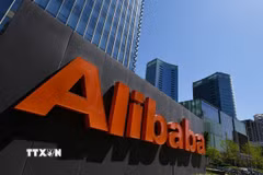 Biểu tượng Alibaba tại văn phòng của tập đoàn ở Bắc Kinh, Trung Quốc. (Ảnh: AFP/ TTXVN)