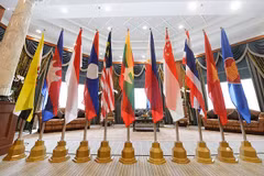 Quốc kỳ các nước ASEAN.