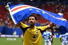 Thủ thành Vozinha đi vào lịch sử World Cup. (Ảnh: AFP/TTXVN)
