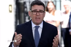 Thủ tướng Anh Andy Burnham phát biểu tại London. (Ảnh: THX/TTXVN phát)