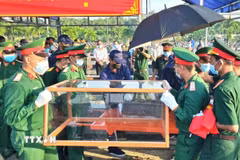 Tỉnh Cà Mau đặt mục tiêu đến cuối năm 2026 sẽ hoàn thành việc lấy mẫu đối với 3.382 hài cốt liệt sỹ tại 11 nghĩa trang liệt sỹ trên địa bàn. (Ảnh: Huỳnh Anh/TTXVN)