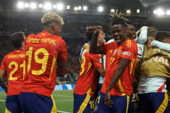 Niềm vui của cầu thủ Tây Ban Nha sau khi đánh bại Pháp ở Nations League. (Nguồn: Getty Images)